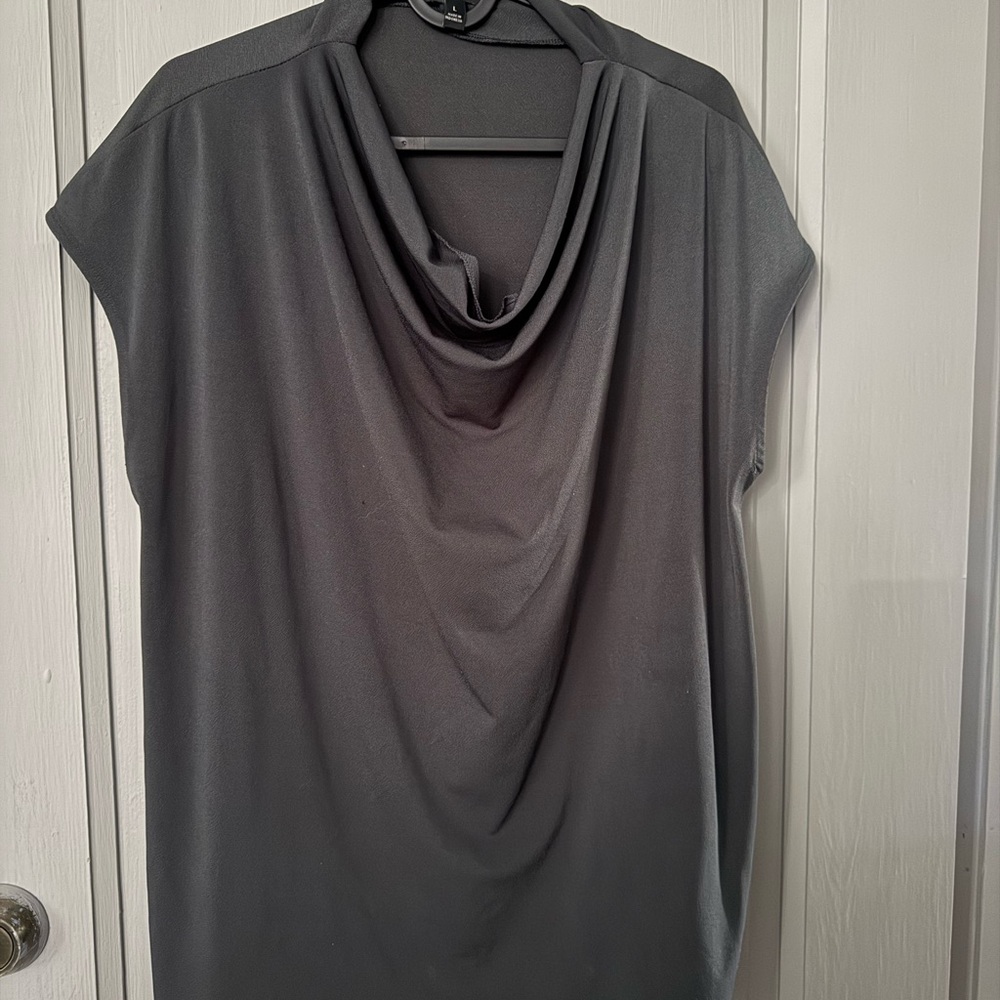 Banana Republic Factory Charcoal Top